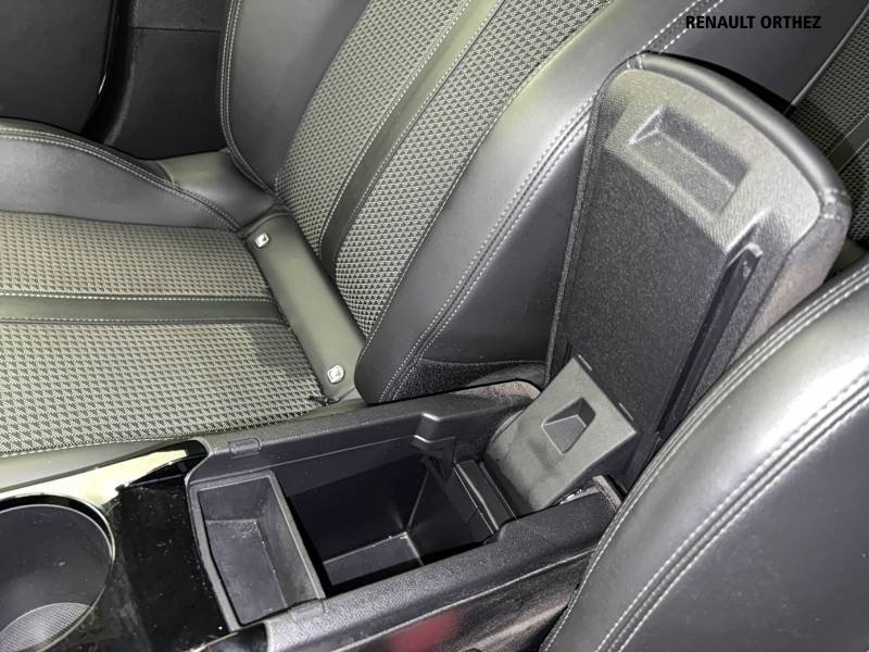 Peugeot 2008 - Photo 39