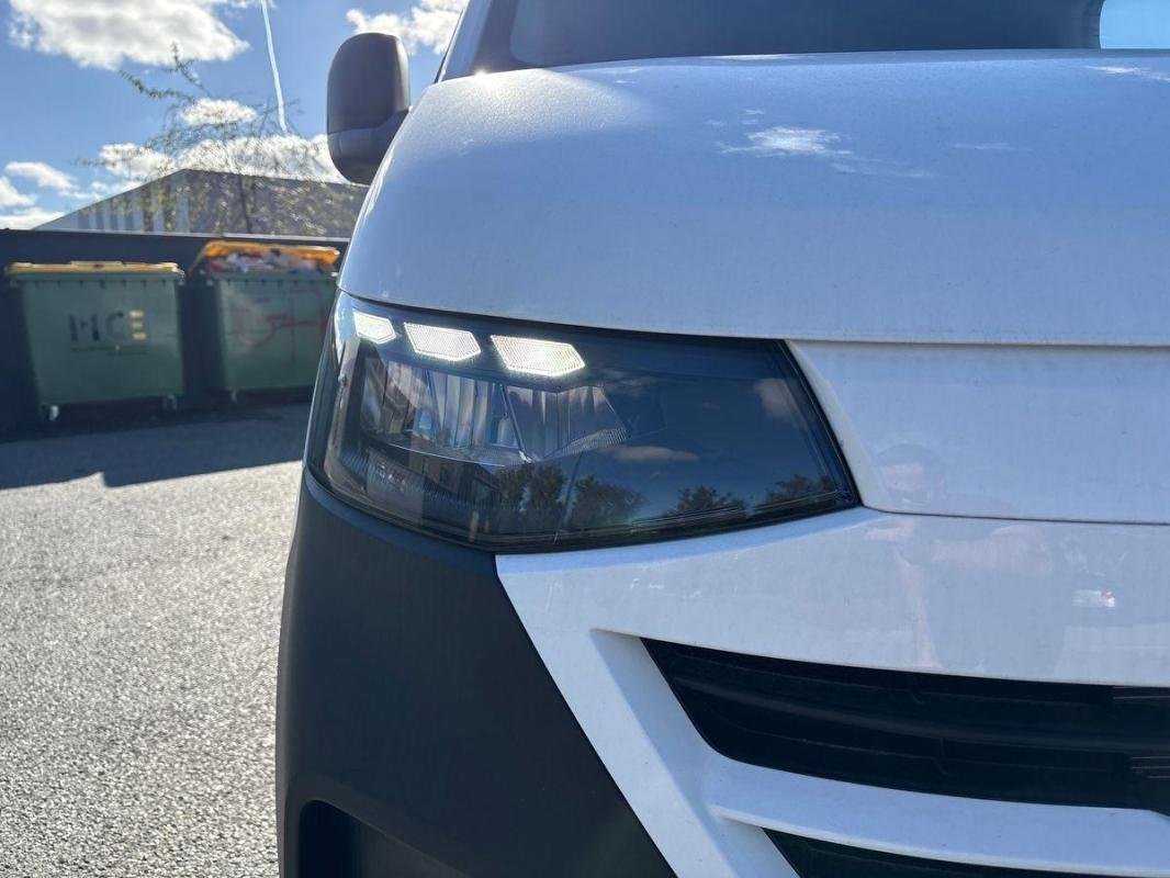 Volkswagen Transporter - Photo 26