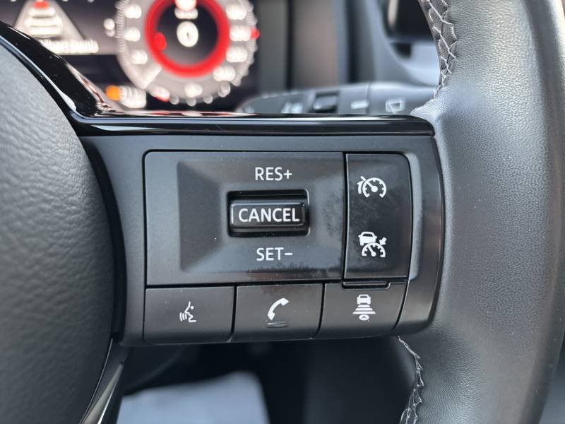 Nissan Qashqai - Photo 23
