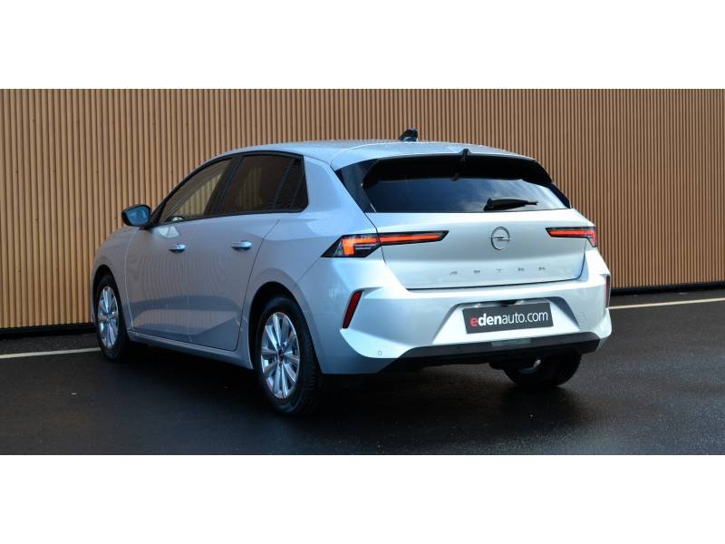 Opel Astra - Photo 12