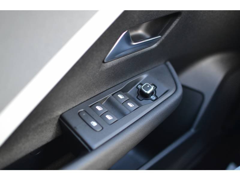 Opel Astra - Photo 21