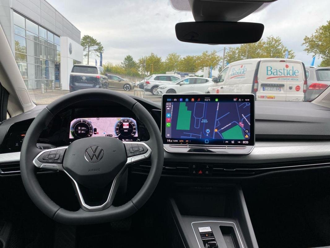 Volkswagen Golf - Photo 25