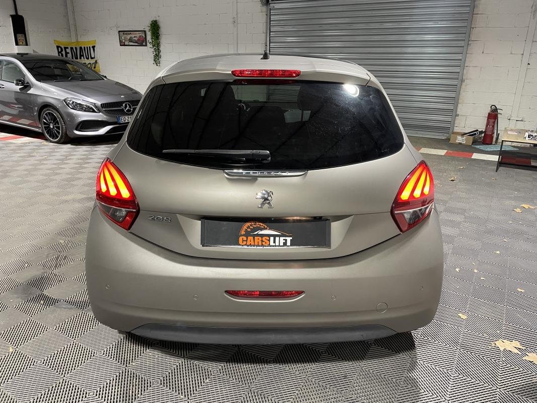 Peugeot 208 - Photo 7