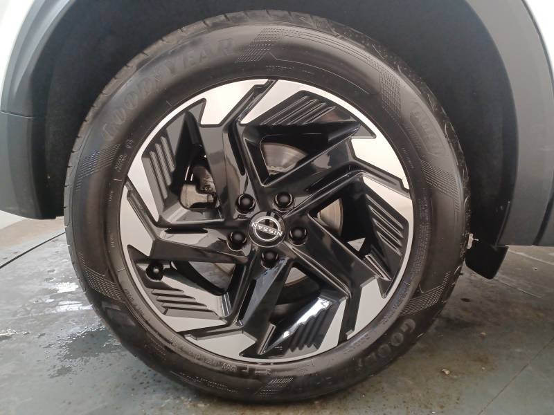 Nissan Qashqai - Photo 9
