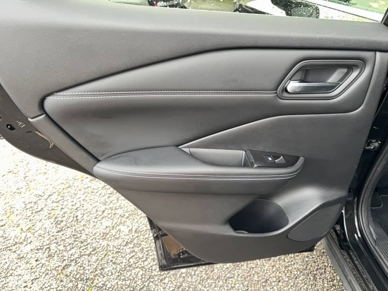 Nissan Qashqai - Photo 26