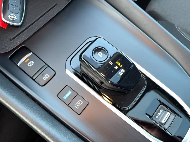 Nissan Qashqai - Photo 12