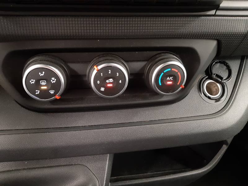 Renault Trafic - Photo 29