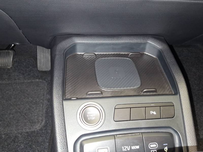 Kia Stonic - Photo 21