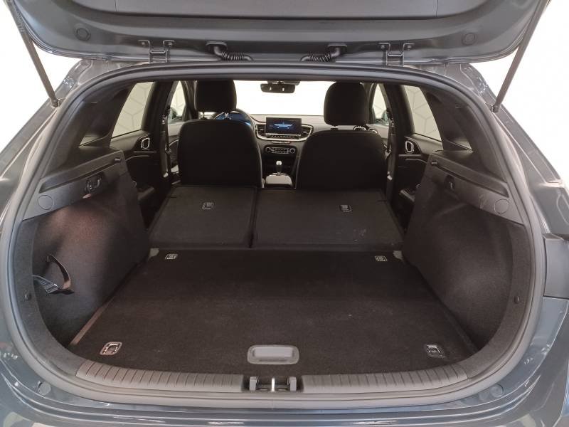 Kia CEED - Photo 17