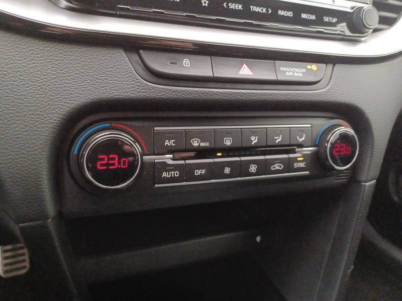 Kia CEED - Photo 30