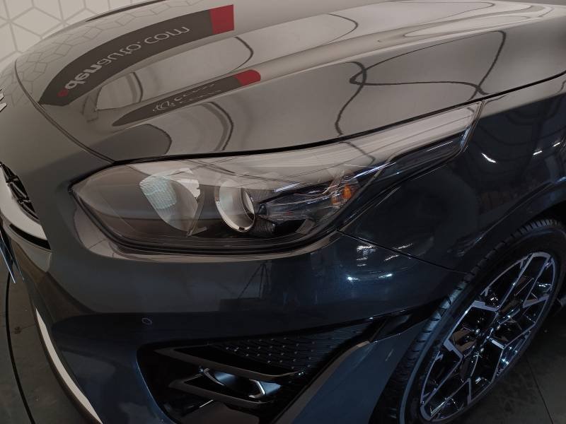 Kia CEED - Photo 39