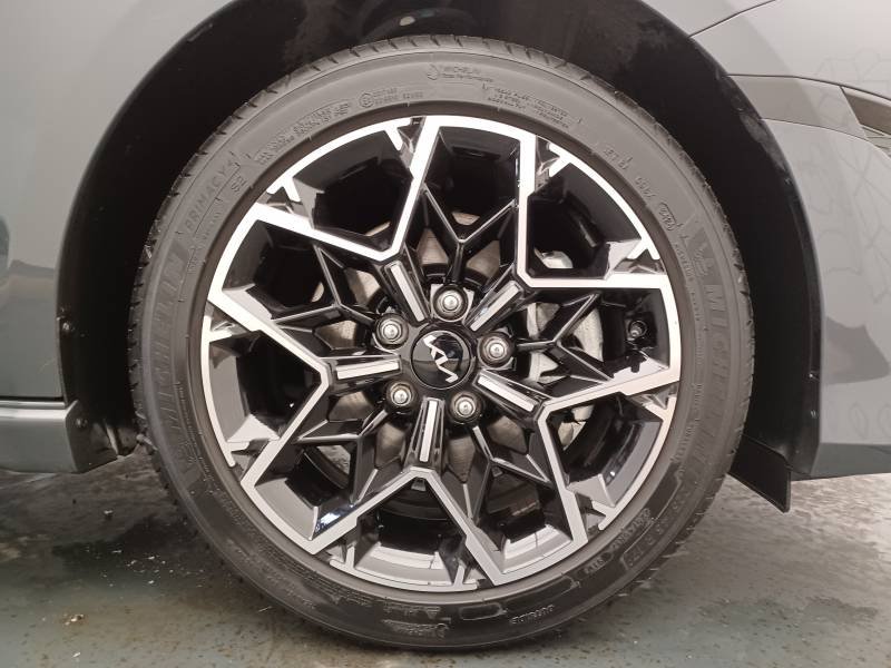 Kia CEED - Photo 10