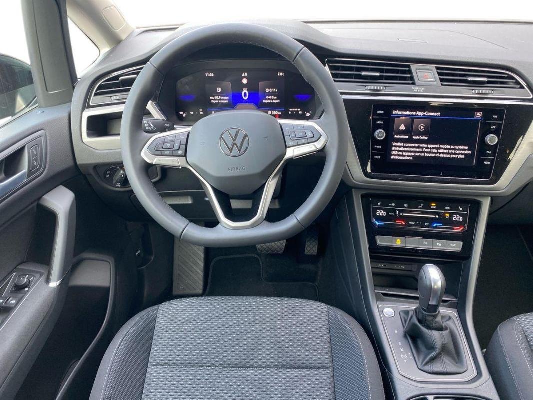 Volkswagen Touran - Photo 25