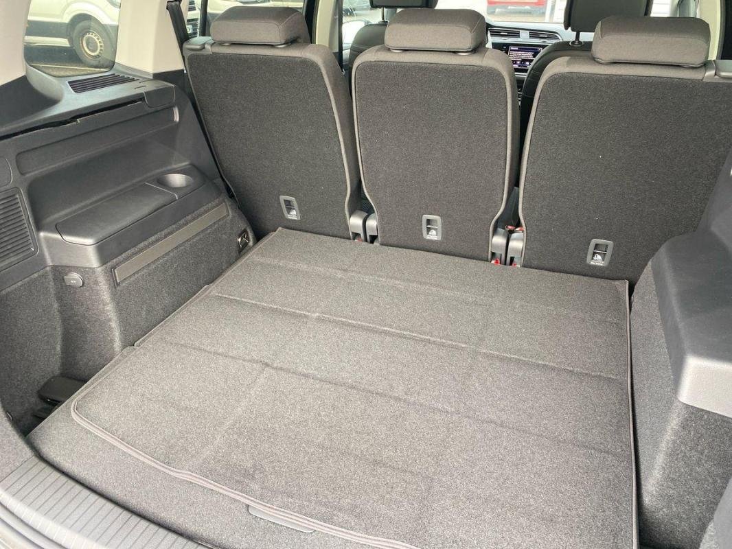 Volkswagen Touran - Photo 33