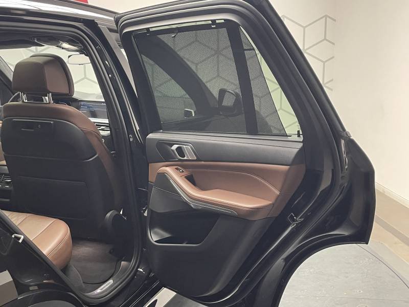 BMW X5 - Photo 40