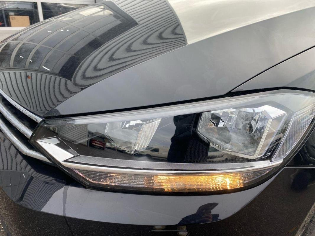 Volkswagen Touran - Photo 26