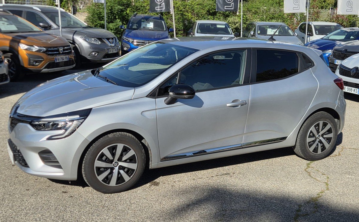 Renault Clio - Photo 2