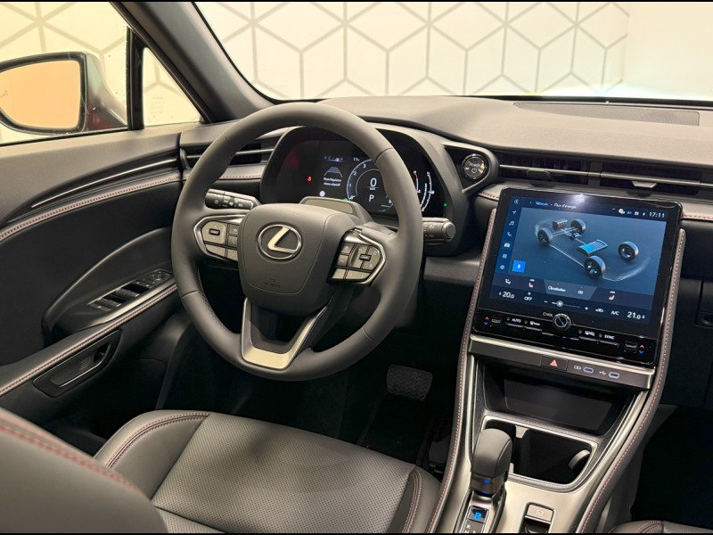Lexus LBX - Photo 37