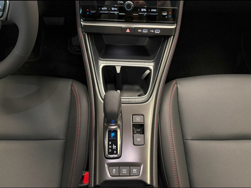 Lexus LBX - Photo 39