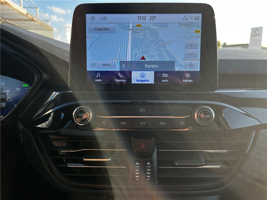 Ford Kuga - Photo 20
