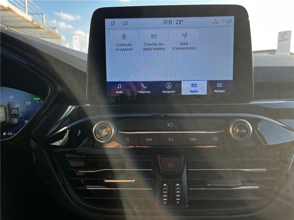 Ford Kuga - Photo 21