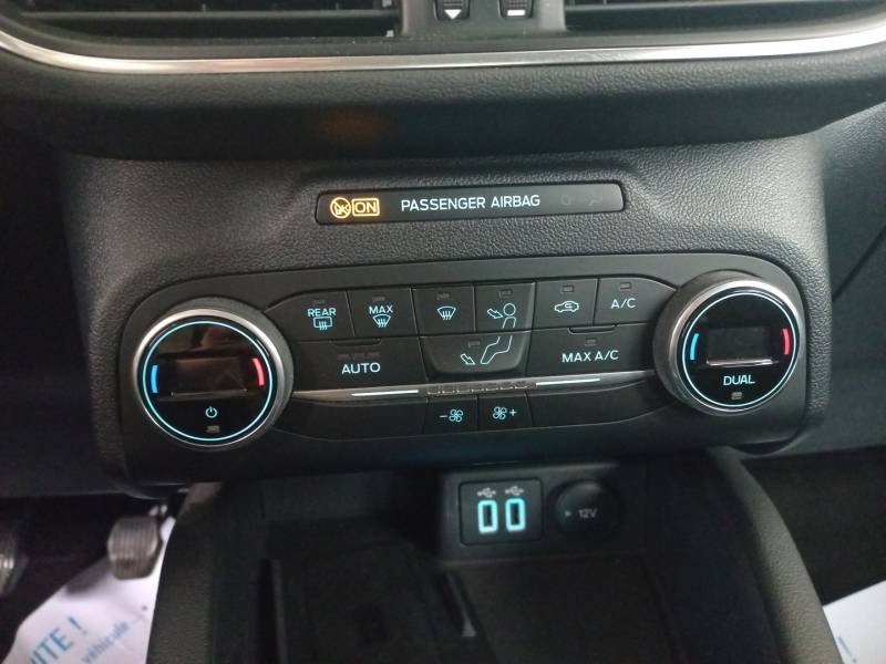 Ford Kuga - Photo 15