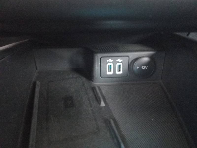 Ford Kuga - Photo 17