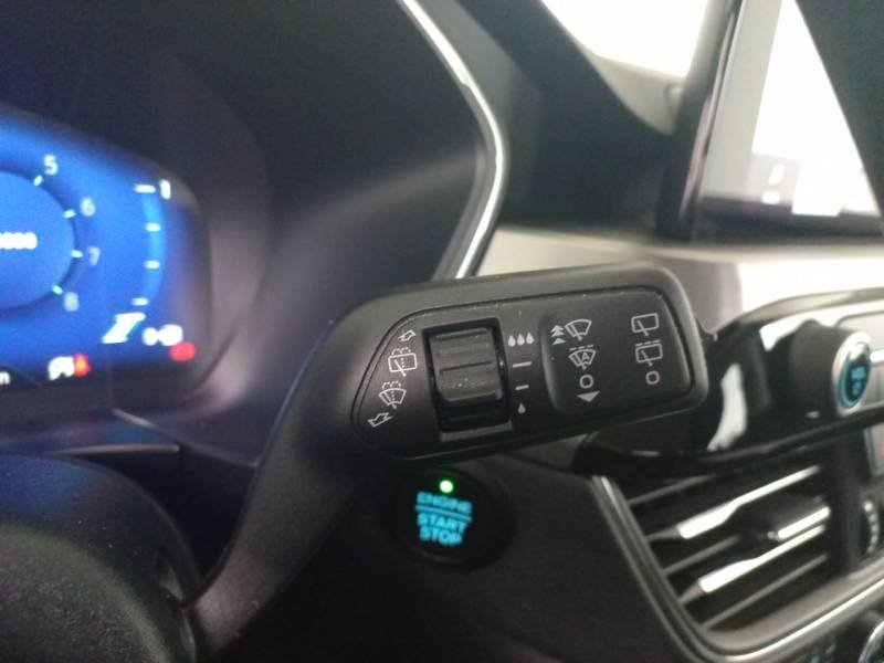 Ford Kuga - Photo 24