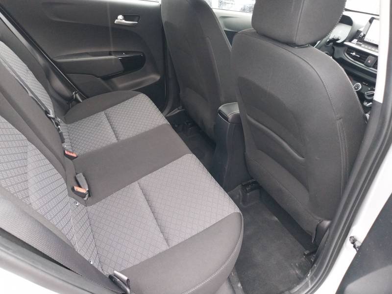 Kia Picanto - Photo 13
