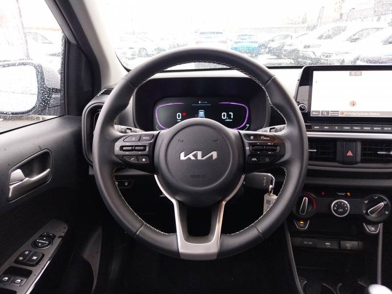 Kia Picanto - Photo 17