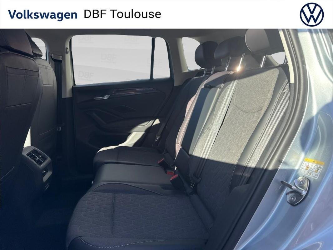 Volkswagen Tiguan - Photo 12