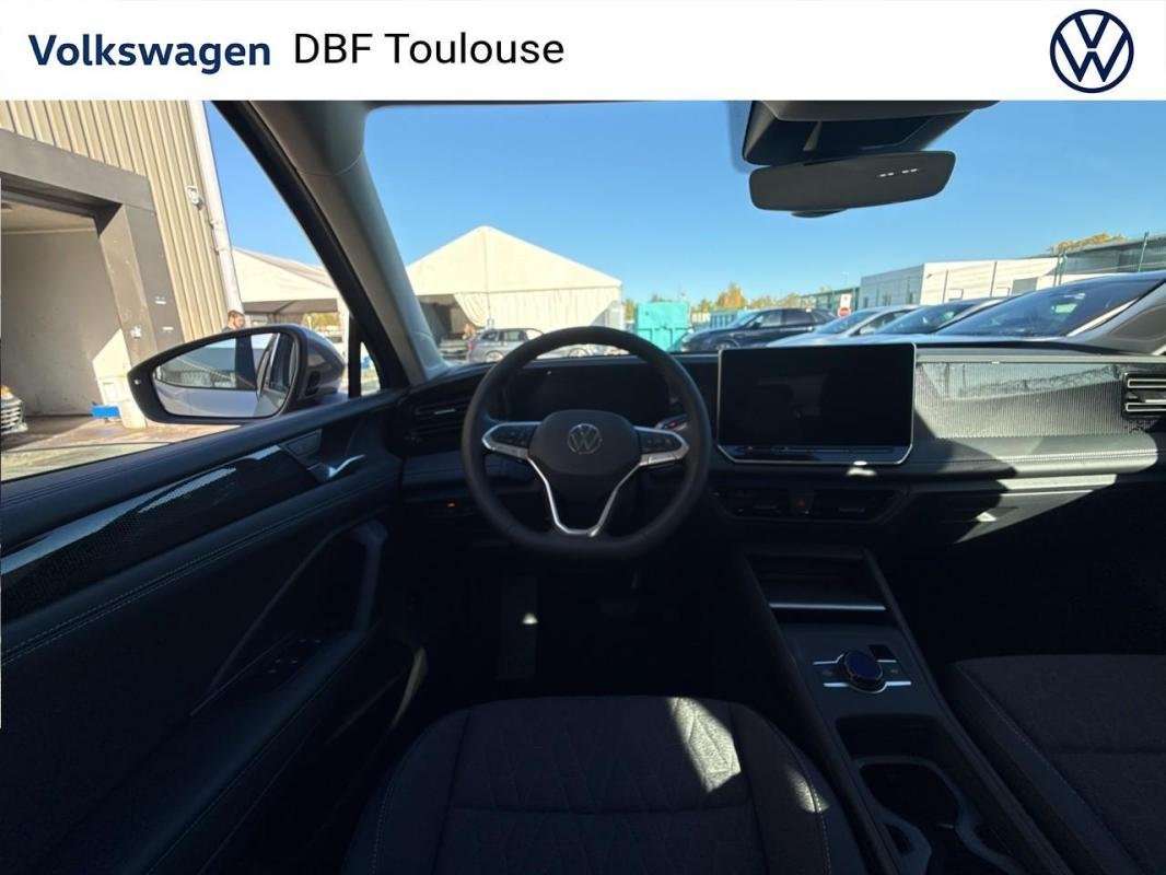 Volkswagen Tiguan - Photo 14