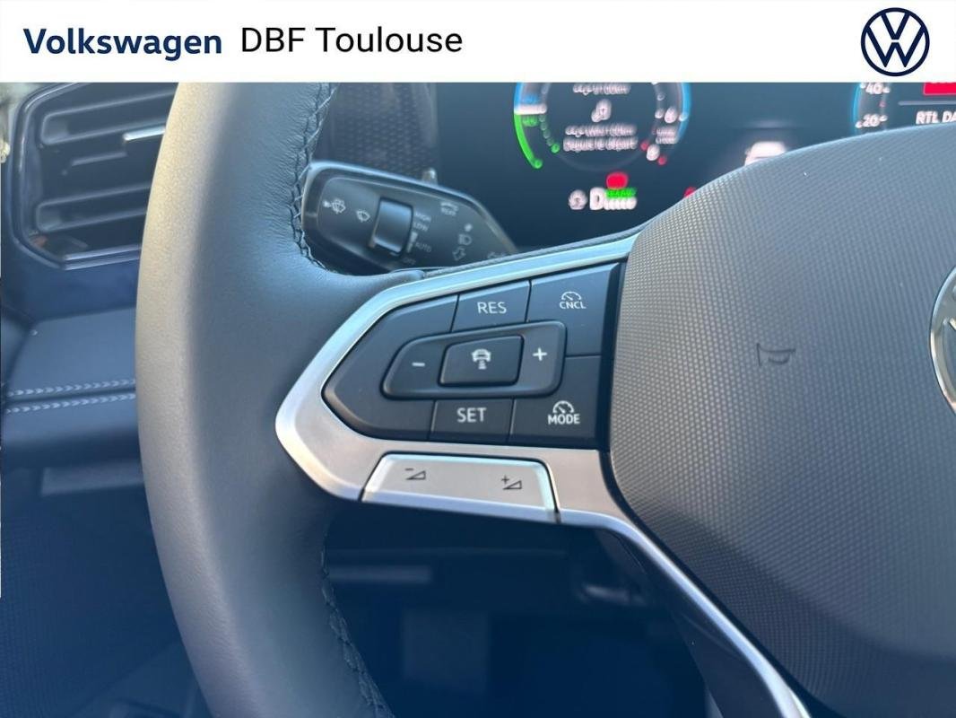 Volkswagen Tiguan - Photo 22