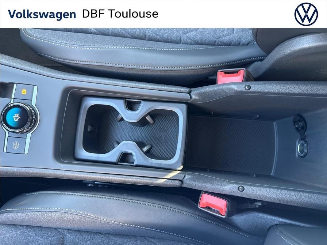 Volkswagen Tiguan - Photo 24