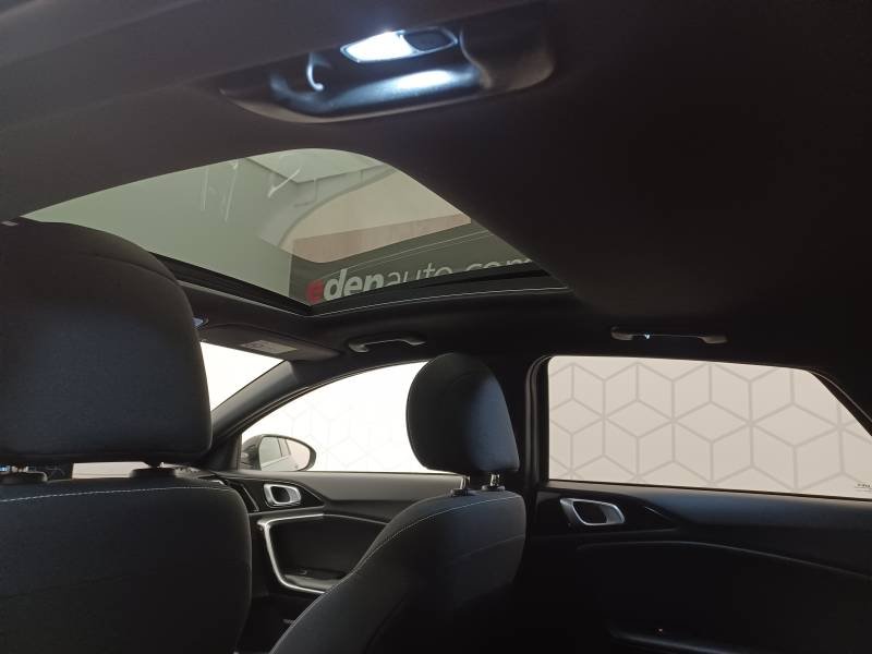 Kia Pro_cee'd - Photo 29