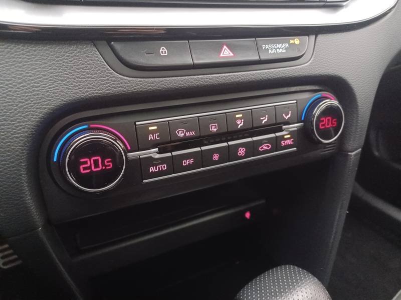 Kia Pro_cee'd - Photo 30