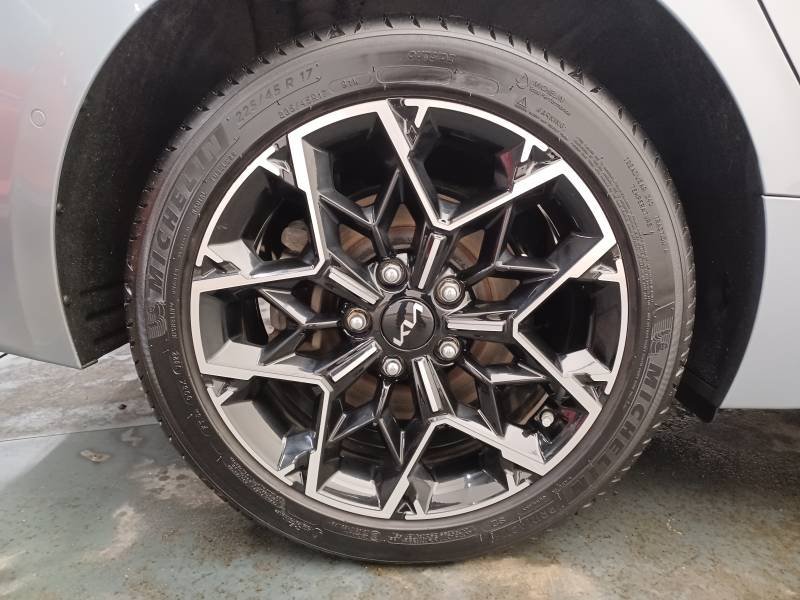 Kia Pro_cee'd - Photo 9