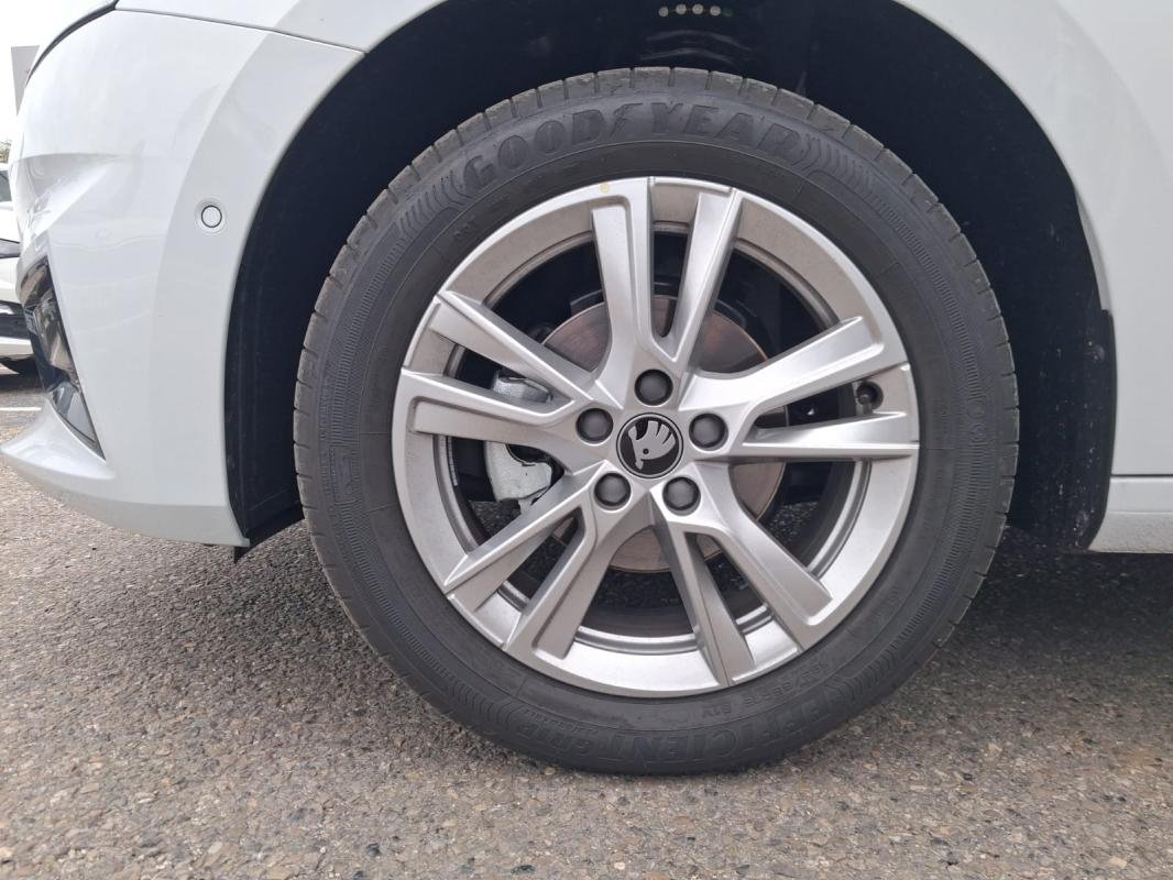 Skoda Fabia - Photo 9