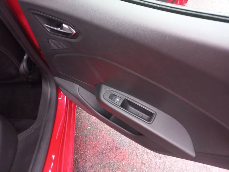 Renault Clio - Photo 16