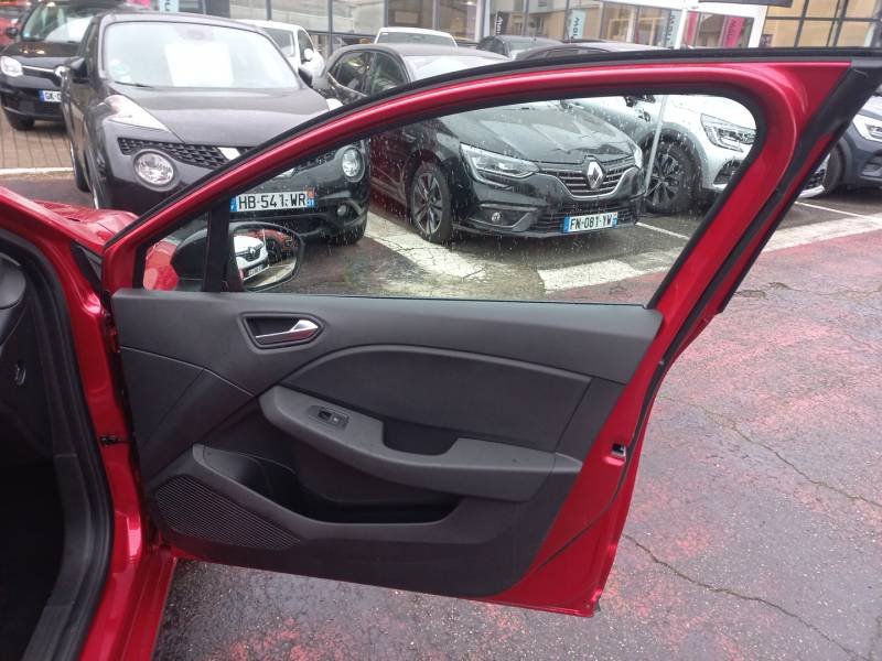 Renault Clio - Photo 20