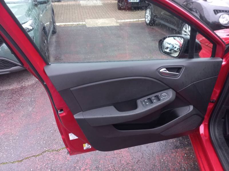 Renault Clio - Photo 31