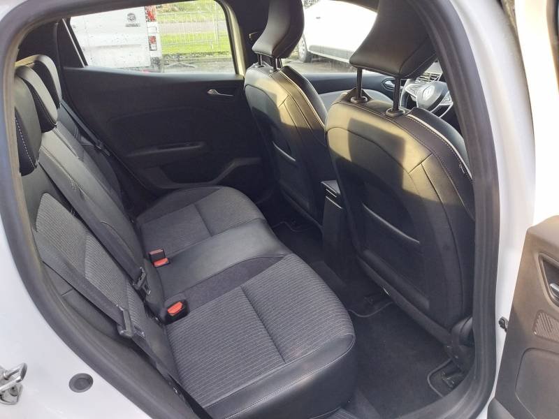 Renault Clio - Photo 16