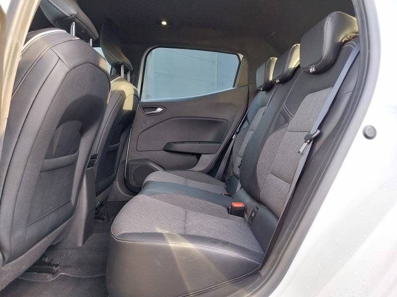 Renault Clio - Photo 17