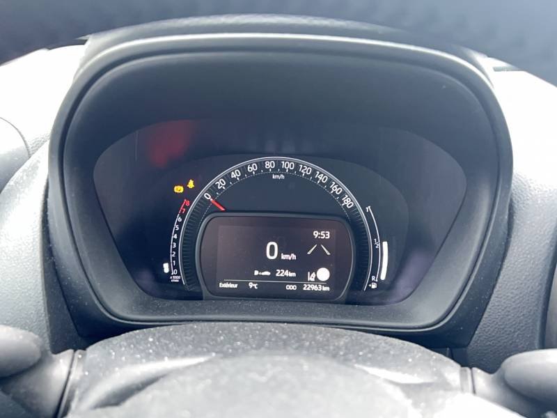 Toyota aygo x - Photo 18