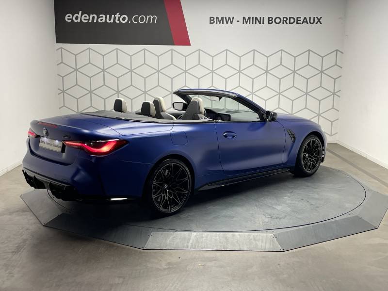 BMW M4 - Photo 2