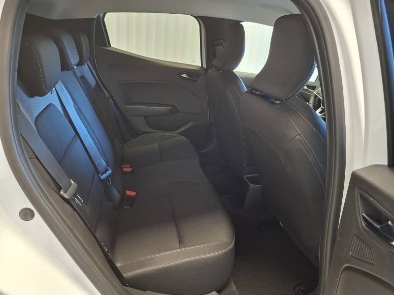 Mitsubishi Colt - Photo 16