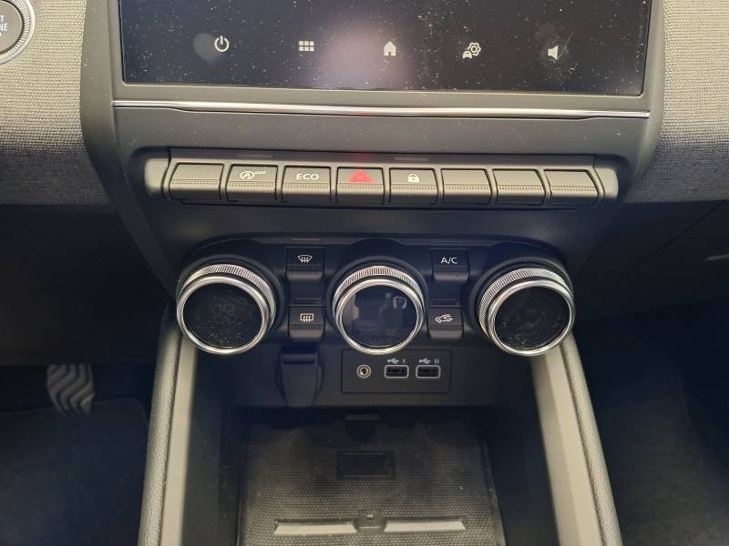 Mitsubishi Colt - Photo 26