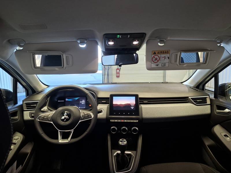 Mitsubishi Colt - Photo 27