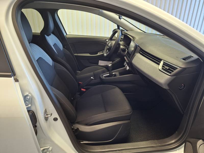 Mitsubishi Colt - Photo 9