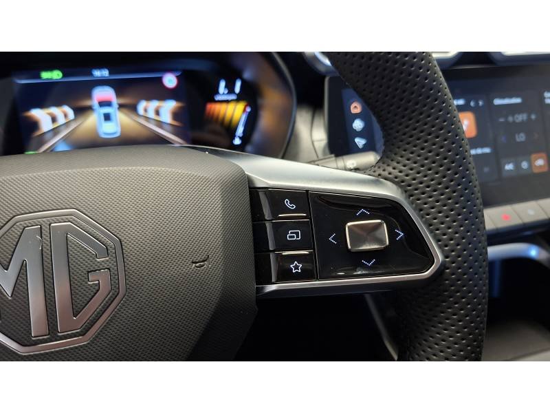 MG ZS - Photo 40